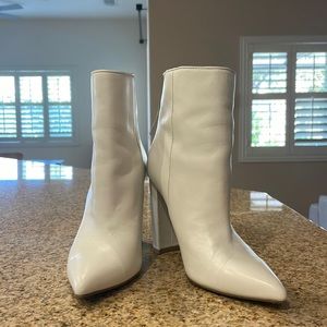 Steve Madden Trista Booties in WHITE!